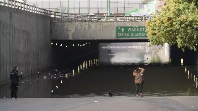 Las fuertes lluvias registradas la tarde noche del pasado domingo., provocaron afectaciones en diversos puntos de la capital del país
