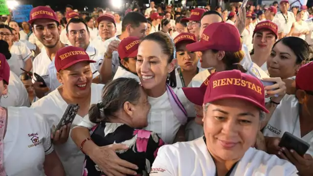 La presidenta Claudia Sheinbaum ha subrayado la importancia de garantizar el acceso universal a la salud