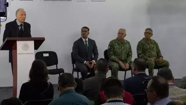 El fiscal Alejandro gertz manero, detalló que los 29 narcotraficantes enviados a EU no fueron extraditados, la entrega se realizó bajo la Ley de Seguridad Nacional