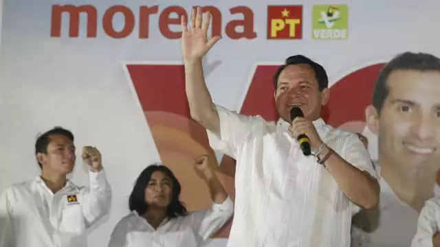 Joaquín Díaz Mena, candidato a la gubernatura de Yucatán por Sigamos Haciendo Historia