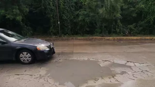 En el olvido de la Secretaría de Obras Públicas la extensa Avenida Marino Angulo de Chetumal