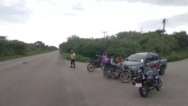 Percance vehicular en carretera Ucum-La Unión