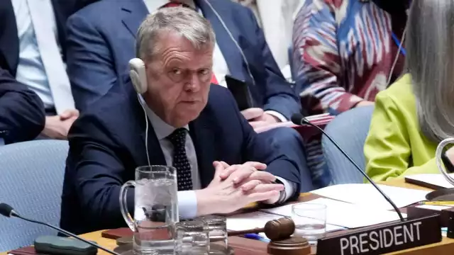 Lars Løkke Rasmussen,  ministro de Relaciones Exteriores de Dinamarca