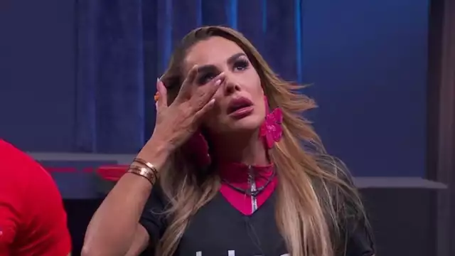 La Casa de los Famosos México: Ninel Conde rompe en llanto al recibir polémico mensaje de fuera