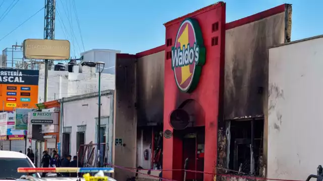 La FGJE indicó que la hipótesis más sólida apunta a una falla eléctrica o explosión en un transformador interno