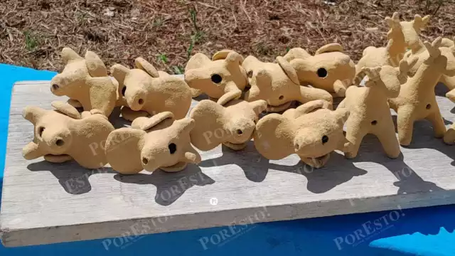 Tepakán mantiene viva la tradición de los silbatos para Día de Muertos