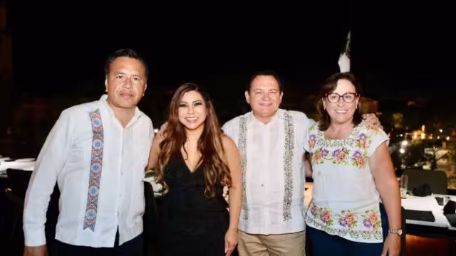 Huacho Diaz Mena recibe al gobernador de Veracruz en Yucatán