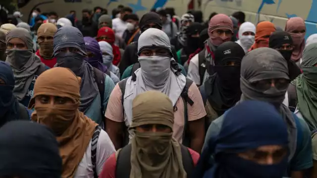 El fiscal especial del caso Ayotzinapa expresó su esperanza de que los estudiantes sean encontrados con vida