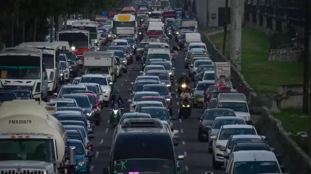 El propósito del programa Hoy No Circula es disminuir la contaminación del aire en la Zona Metropolitana del Valle de México.