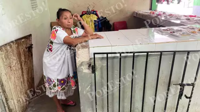 La señora Victoria Santamaría Kú, comerciante del mercado municipal de Hopelchén, denunció un nuevo intento de robo en su local