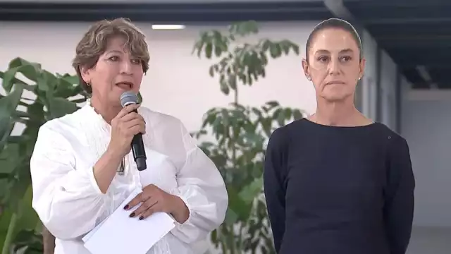 Delfina Gómez, gobernadora del Estado de México, junto a la presidenta de México, Claudia Sheinbaum Pardo