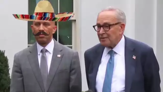 La polémica ocurre mientras las negociaciones presupuestarias en el Congreso siguen estancadas