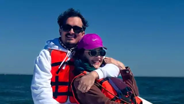 Ricardo Pérez sorprende al cantarle a Susana Zabaleta en romántico momento