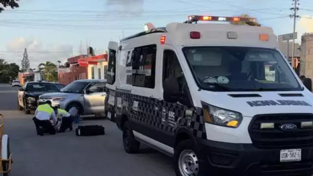 Ciclista sufre percance por conductor imprudente en Chetumal