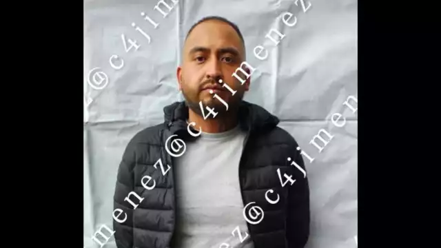 Al momento de su detención, el sospechoso manipulaba una bolsa con marihuana mientras se encontraba a bordo de una motoneta