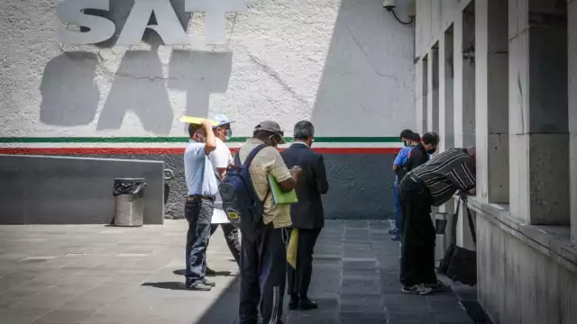 Conocer la diferencia entre persona física y persona moral es esencial para cumplir con tus obligaciones fiscales