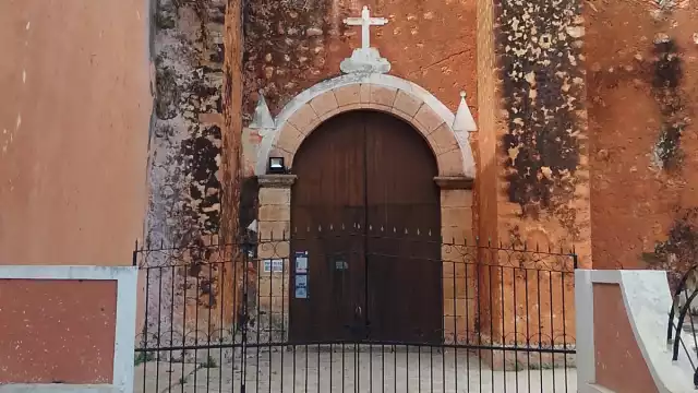 Ingenieros evalúan los daños de la Iglesia de San Juan Bautista para proponer un plan al INAH