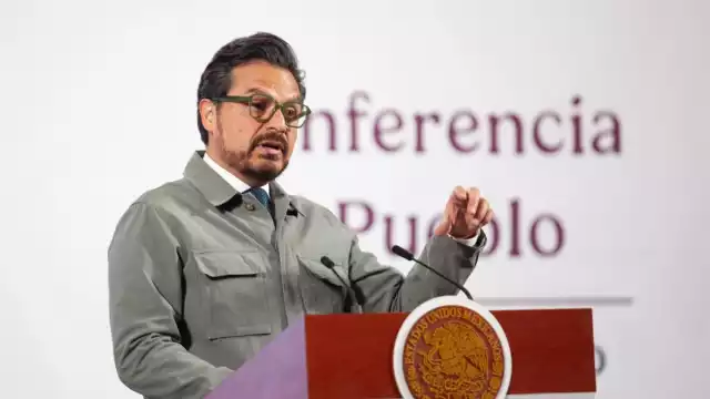 Zoé Robledo Aburto, titular del IMSS