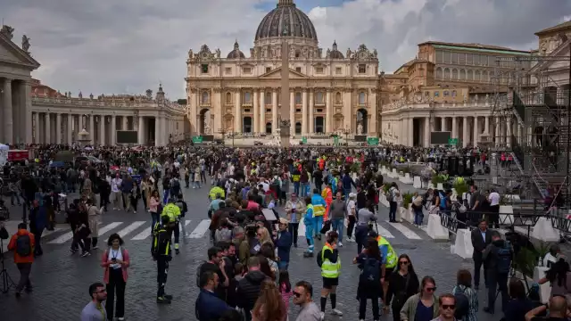 La ceremonia del cierre del féretro representa uno de los actos más solemnes de la tradición católica