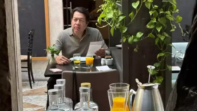 Mario Delgado, titular de la SEP, aclaró que su viaje a Portugal lo hizo con recursos propios