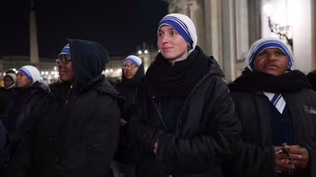 El Vaticano ha sido cauteloso sobre la difusión de imágenes del sumo pontífice en el hospital