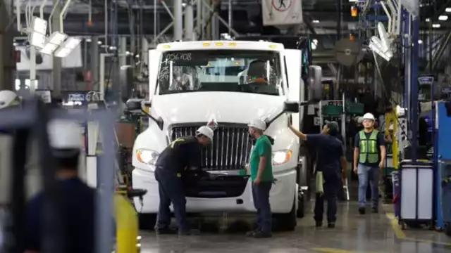 De acuerdo con datos de la ANPACT, México produce más del 90 por ciento de sus vehículos pesados para exportación