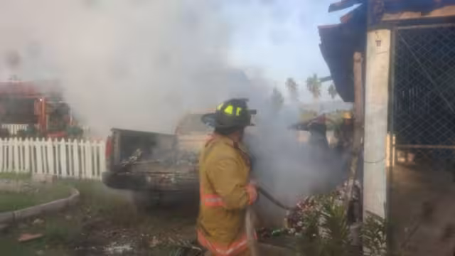 Asesinan a cinco miembros de una familia en Acapulco e incendian su domicilio