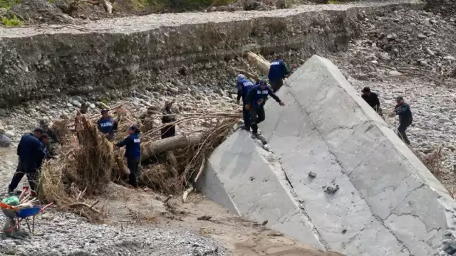 Actualmente, ocho mil 569 elementos del Ejército, Fuerza Aérea y Guardia Nacional participan en las tareas del Plan DN-III-E