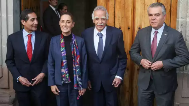 La presidenta Claudia Sheinbaum se reunión con integrantes del Consejo Mexicano de Hombres de Negocios