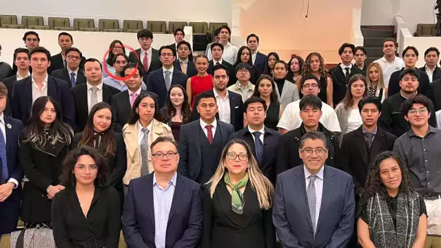 Jesús Ernesto López Gutiérrez actualmente cursa la licenciatura en Derecho en la Universidad Intercontinental