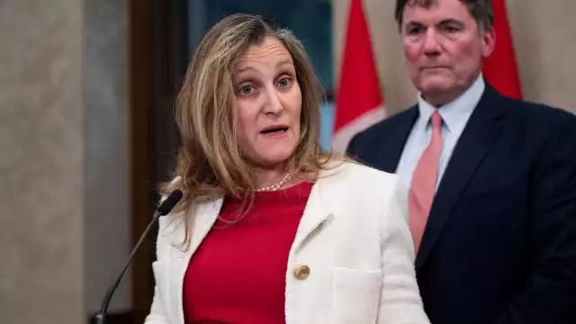 Chrystia Freeland, renunció este lunes a su cargo como viceprimera ministra de Canadá