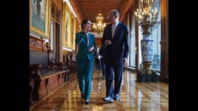 Claudia Sheinbaum se reunió en Palacio Nacional con el CEO del fondo de inversión, Blackrock