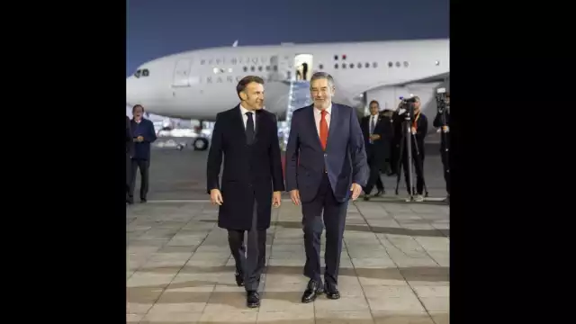 El canciller Juan ramón de la Fuente recibió al presidente de Francia, Emmanuel Macron