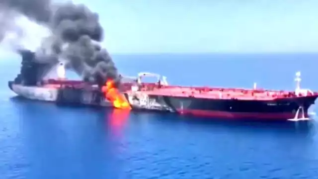 Cosmoship Management, el operador griego del buque con bandera de Liberia, no ha emitido declaraciones sobre las víctimas o heridos