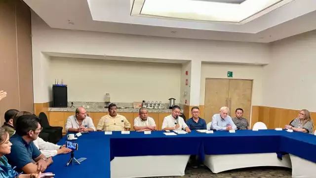 Organismos empresariales y comisariados ejidales se oponen a declaración de ANP del sistema lagunar Bacalar-Chetumal