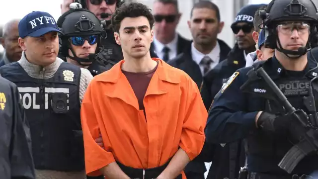 La Fiscalía de Manhattan había imputado a Luigi Mangione previamente con un total de once cargos