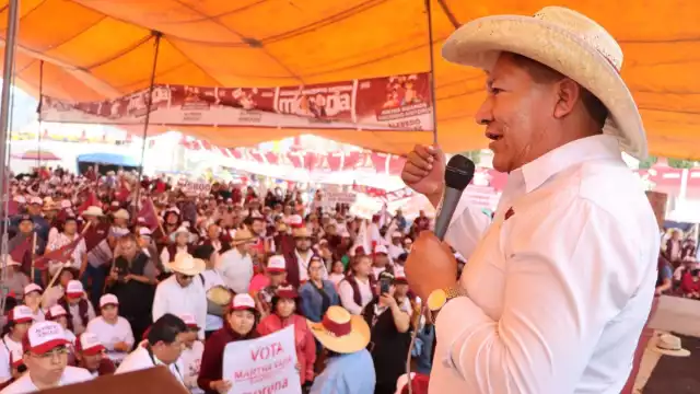 El accidente ocurrió durante un mitin del candidato Alfredo González
