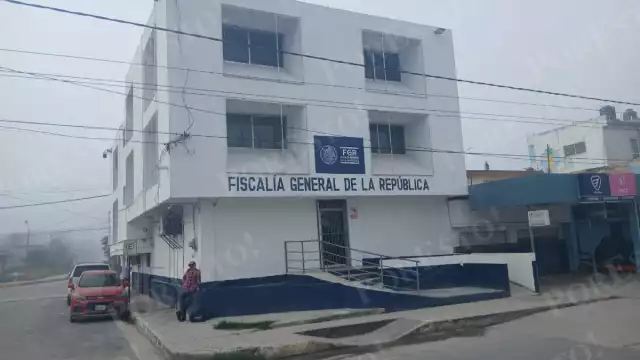 Tres hombres fueron detenidos en la comunidad de El Desengaño, municipio de Candelaria, por portación de armas de fuego sin permiso.