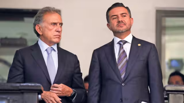 Los senadores MIguel Ángel Yunes Linares y Yunes Márquez, fueron expulsados de Acción Nacional