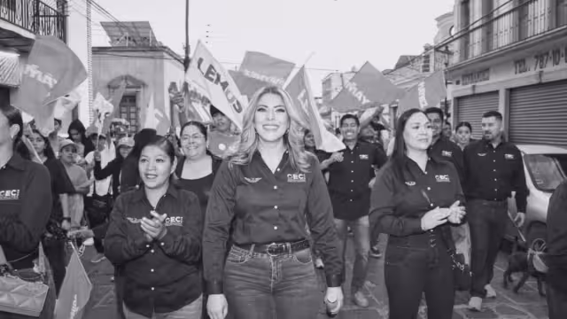 Cecilia Ruvalcaba (centro) fue atacada a balazos la madrugada del 9 de mayo mientras realizaba su labor como enfermera