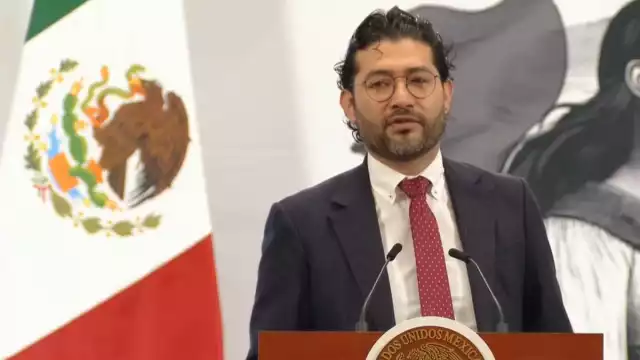 Marath Bolaños López,  secretario del Trabajo