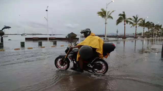 Las autoridades pidieron a la población mantenerse atenta a los avisos y atender las recomendaciones de Protección Civil