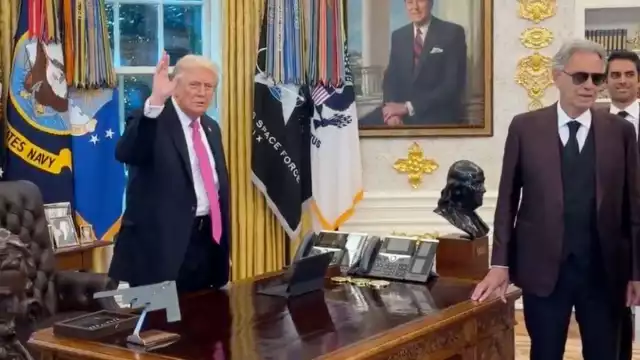 Andrea Bocelli le canta a Donald Trump en la Oficina Oval; ¿a qué fue el italiano?