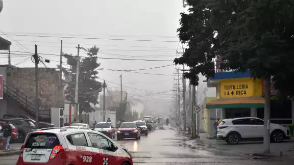 Chubascos y lluvias fuertes son esperados debido al Frente Frío número 11