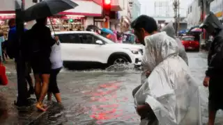 Centro de Mérida, un caos ante las inundaciones