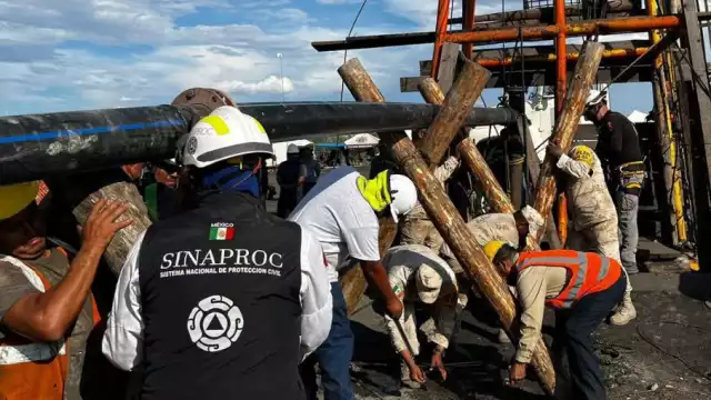 Trabajos de rescate en la mina El Pinabete