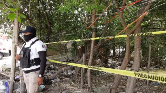 Agentes policiacos acordonaron el área en Ciudad del Carmen