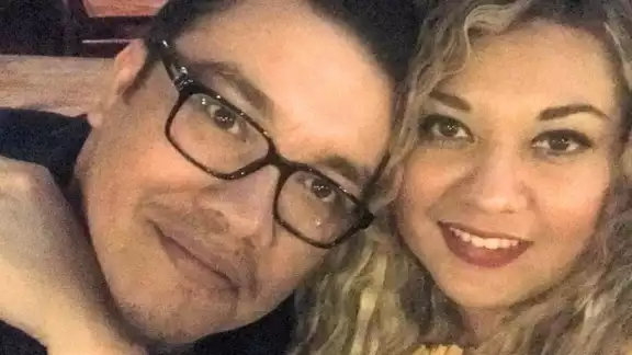 Franco Escamilla y su esposa Gabriela Salazar Franco Escamilla y su esposa Gabriela Salazar