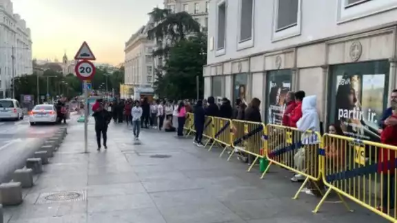 Mexicanos votando en el extranjero