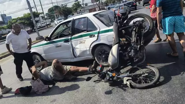 Motociclista herido durante un accidente en Cancún